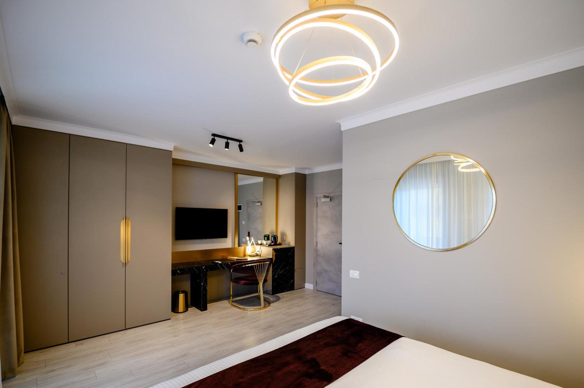 Elitte Inn & Suites Roşu Exterior foto